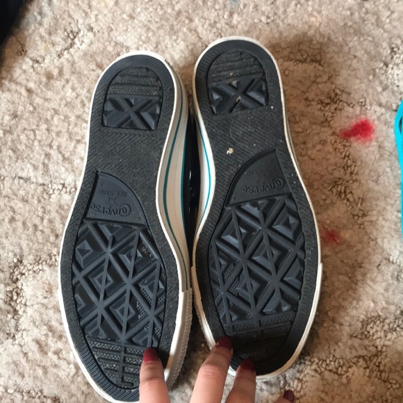 NEVER WORN CONVERSE - Picture 2 of 3